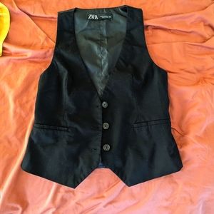 Zara vest